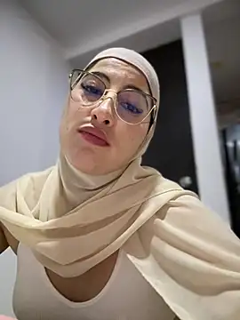 Badra_Abaid's Webcam Show