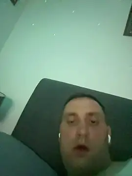 Wearpantyhosenorfolk Show in webcam