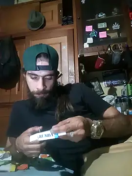XXX chat uživo modela hairy_mannn