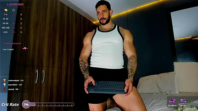 massimo_visconti's Webcam Show
