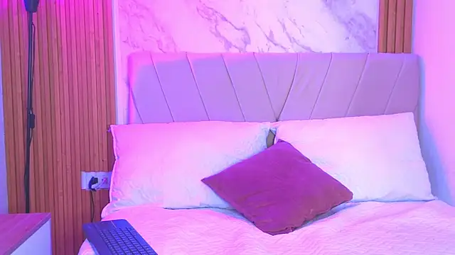 Živý XXX chat j_belle_