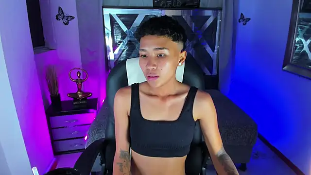 nova_sex01 Adlı Modelin Canlı XXX Sohbeti