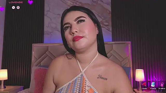 MiaaFarrel লাইভ XXX চ্যাট