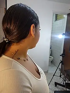 LizzRouse লাইভ XXX চ্যাট