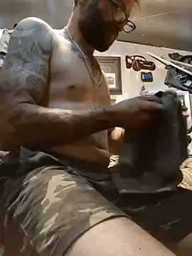 bearded_cross Webcamshow
