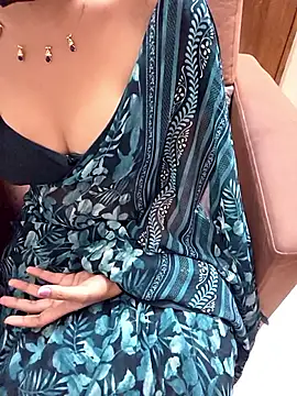 Živý XXX chat Roja-Telugu777