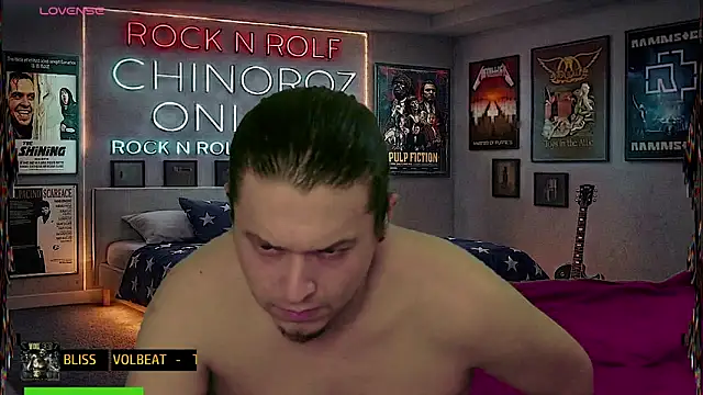 chino_roz: διαδικτυακό σόου στην κάμερα