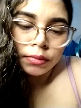 Diamily live XXX chat