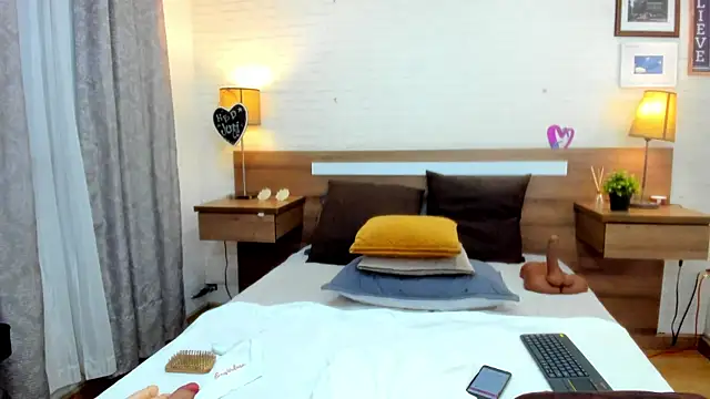 Živý XXX chat JenniferAuriston