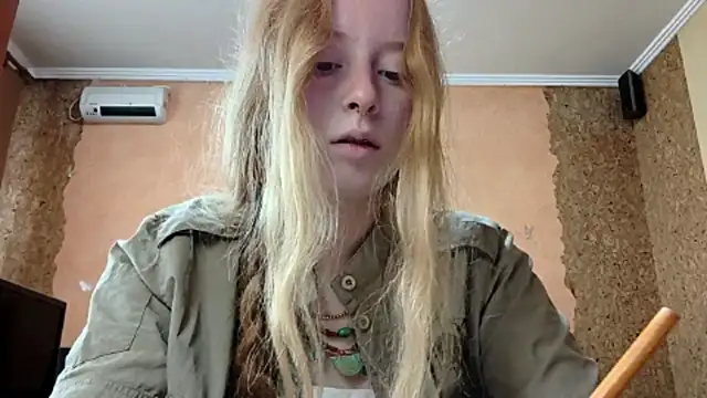 KateVibe_01's Live XXX Chat