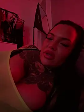 _MelinaCurves_ Webcam-Show
