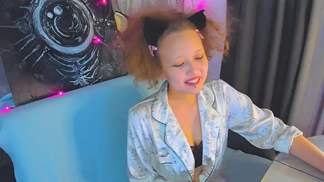 Senya_Sol Live XXX Chat