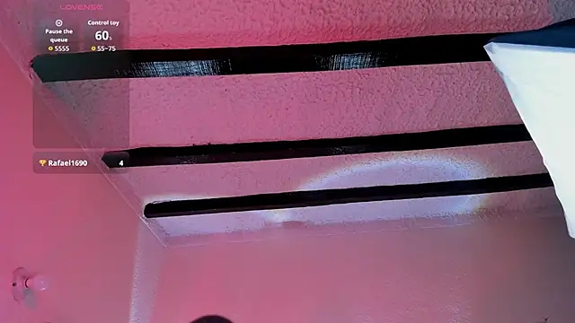 XXX chat uživo modela poyson_ivy