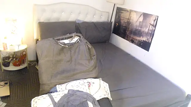 Živý XXX chat NinaDOM4CUM