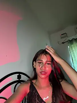 STRIP_GLOWn Live XXX chat
