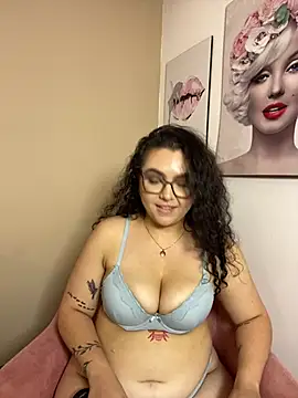 AlmaraRouge's Live XXX Chat