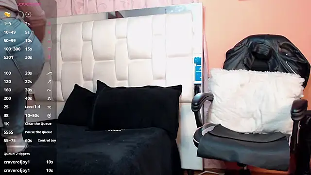 LiaTaylorr live XXX chat
