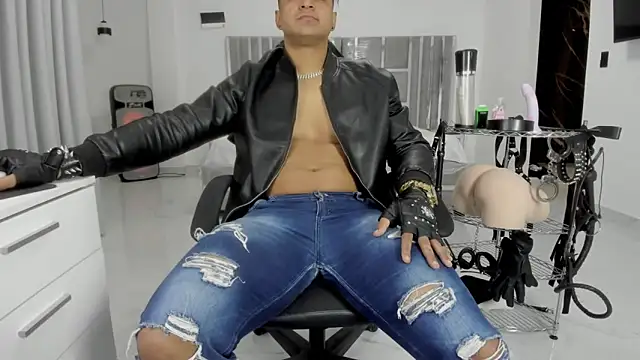 master_leather 在線直播表演
