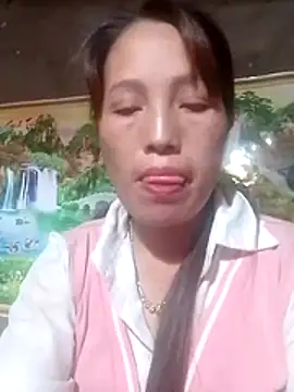 Gummiesu 现场XXX聊天