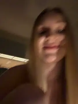 Онлайн чат XXX bbysonia