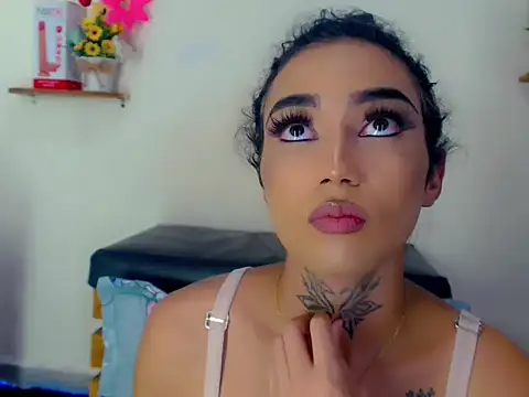 Darianna_A Show in webcam