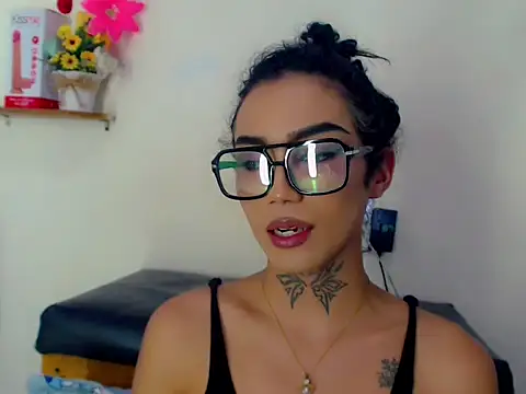 Darianna_A 在線直播表演