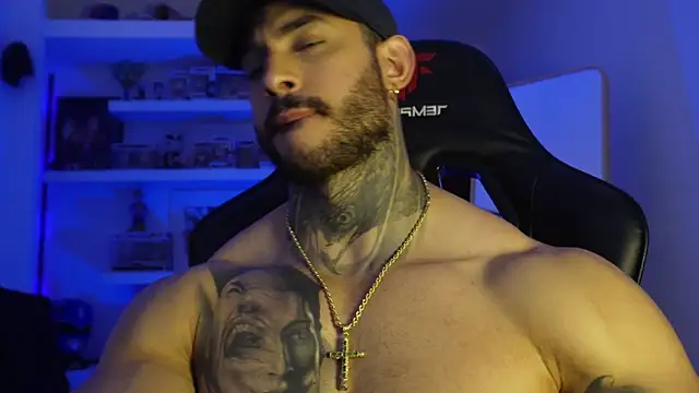 Pokazy przed kamerką – iamjackc_