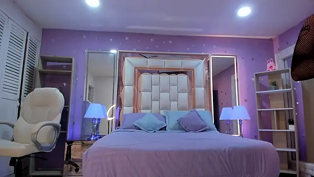 Goldentemptation_ – Naživo XXX chat