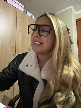 Miabonnett_'s Live XXX Chat