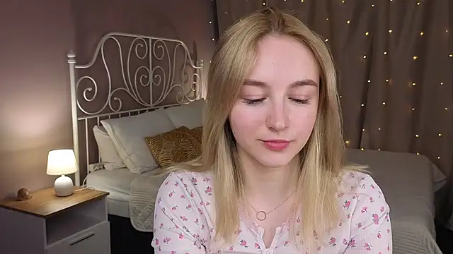 Chat XXX en directo de Shy_Polly
