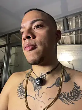 Онлайн чат XXX AlphaMasterXxx