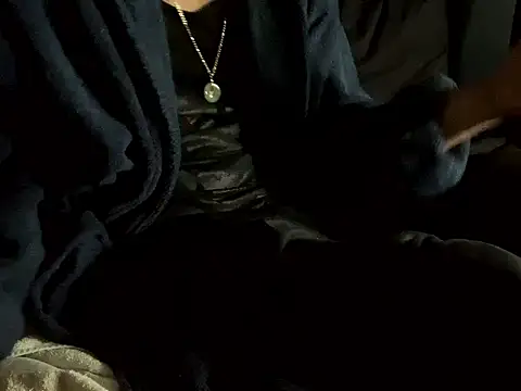 MiguelBlu Live XXX-chat