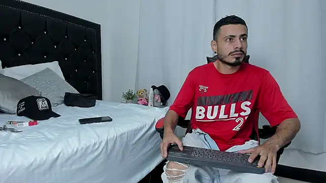 MatthewCullen Live XXX-chat