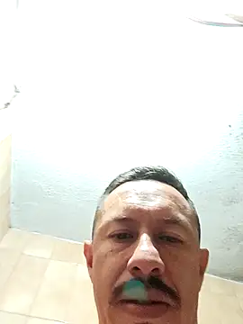 Chat +18 de L_hotcream ao vivo