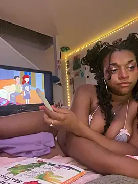 XKimmyGreen's Live XXX Chat