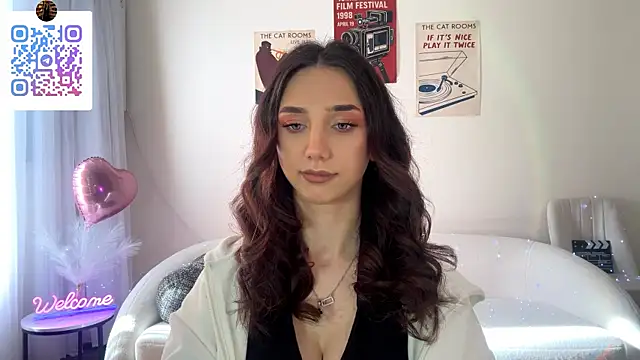 عرض كام LinaMour