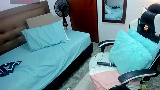 Živý XXX chat salome_rojas_