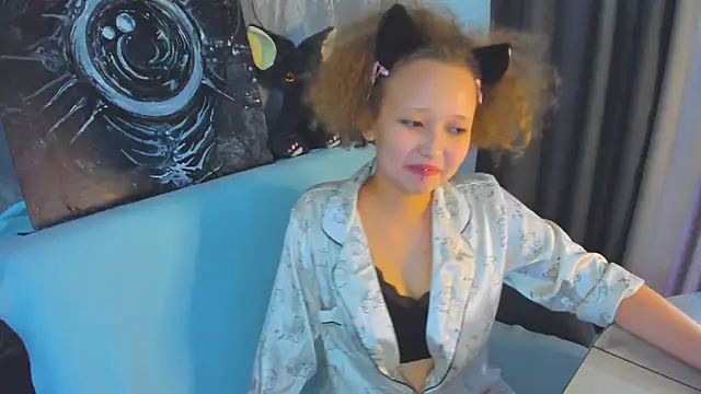 Chatroom XXX en direct de Senya_Sol