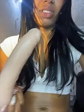 Chat XXX ao vivo de FlorSalvaje_