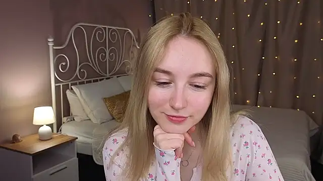 Shy_Polly লাইভ XXX চ্যাট
