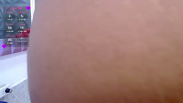 Cristal_War Chat XXX live