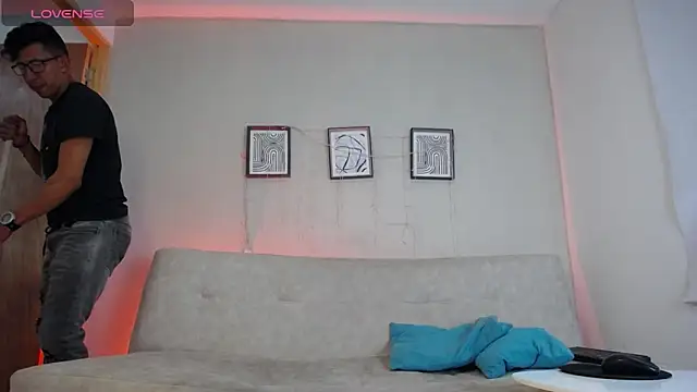 Sweet_Bella_Valery élő XXX-chatje