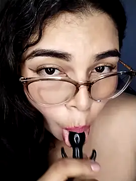 Diamily's Live XXX Chat