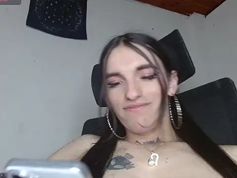 Scarlett_crastrawberry Obrolan Langsung XXX