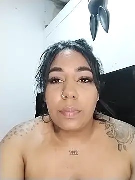 emma_purple_ Pertunjukan Webcam