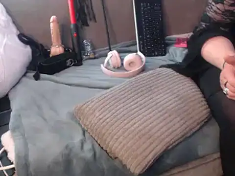 GoddessMonicaAngels' Live XXX Chat