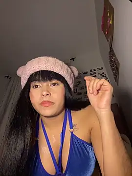Chat +18 de sarita_violet07 ao vivo