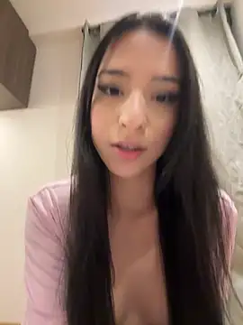 XXX chat uživo modela Sarah_cam06