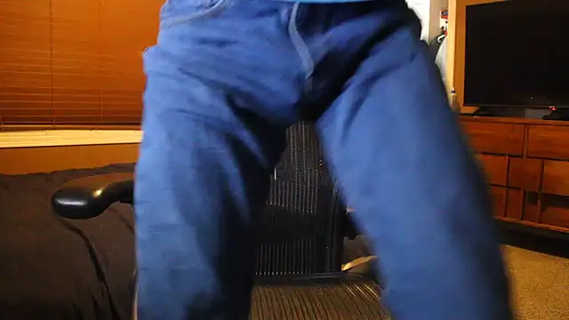 jjjjjfive's Live XXX Chat