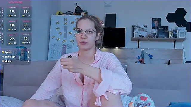 Hot__K élő XXX-chatje